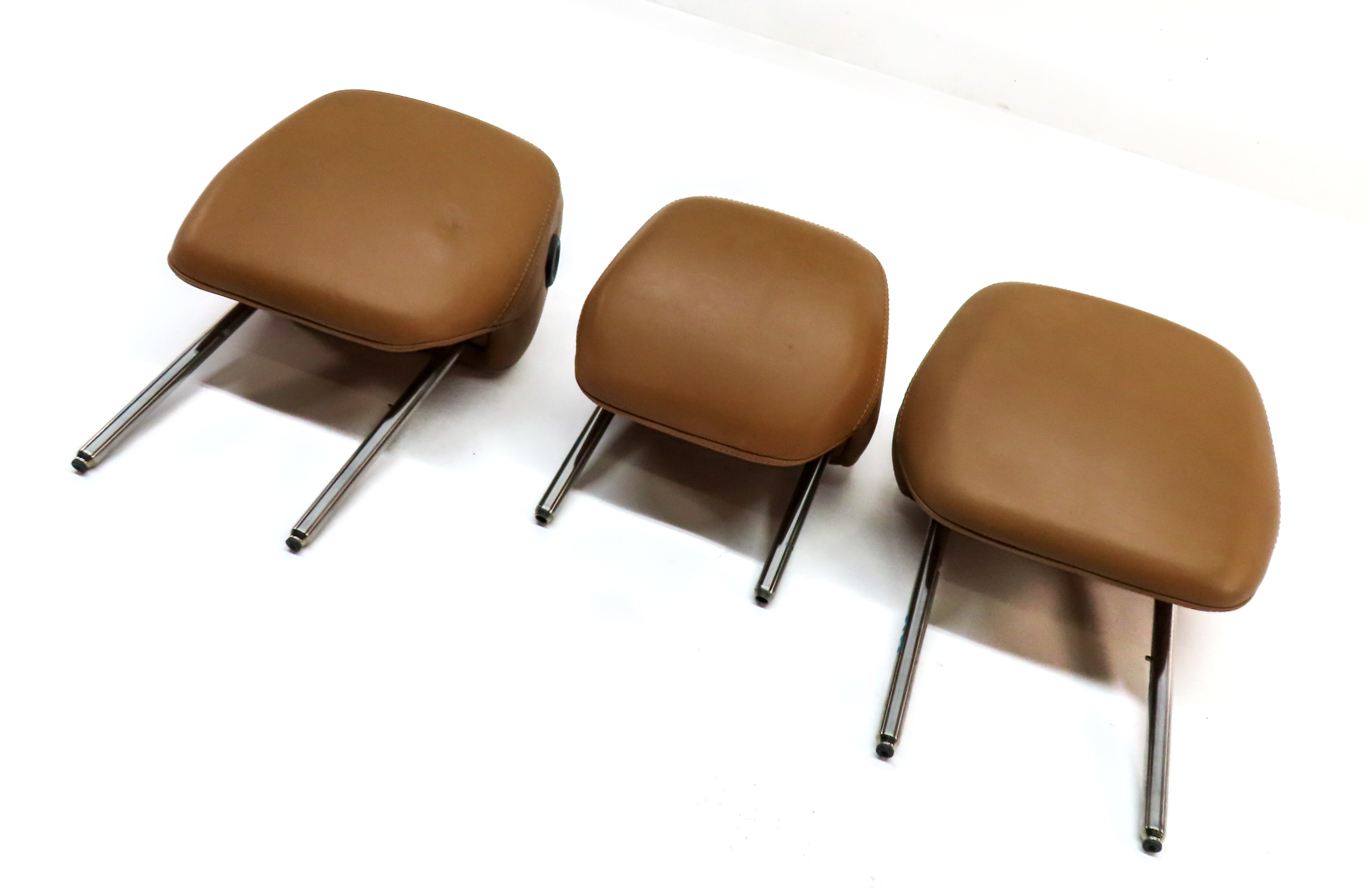11-18 PORSCHE CAYENNE 958 REAR LEFT CENTER RIGHT SEAT HEADREST SET (Cognac Tan) — exact item pictured